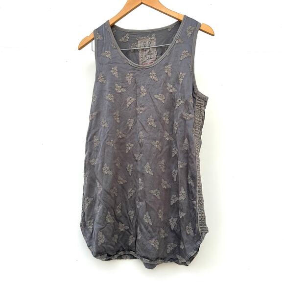 Johnny Was Workshop Embroidered Gray Grey Neutral Tank Top Medium Shirt - Picture 2 of 6